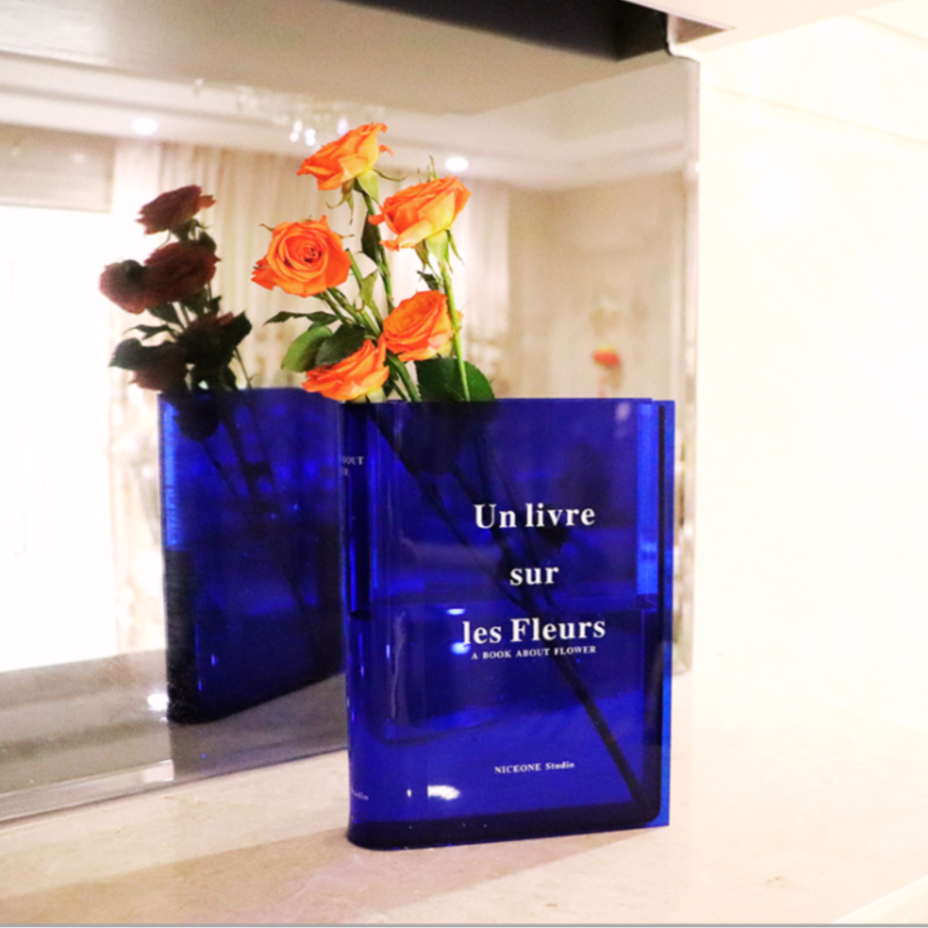 Vase "Un livre sur les fleurs"